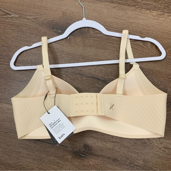 Knix Womens dune wingwoman contour wire free 3 hook bra 3 - Picture 3 of 8